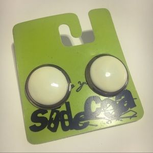 🌹3/$15 Vintage Retro Style Stud Earrings